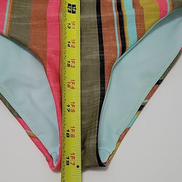 Prana Swimwear - Picture 6 of 10